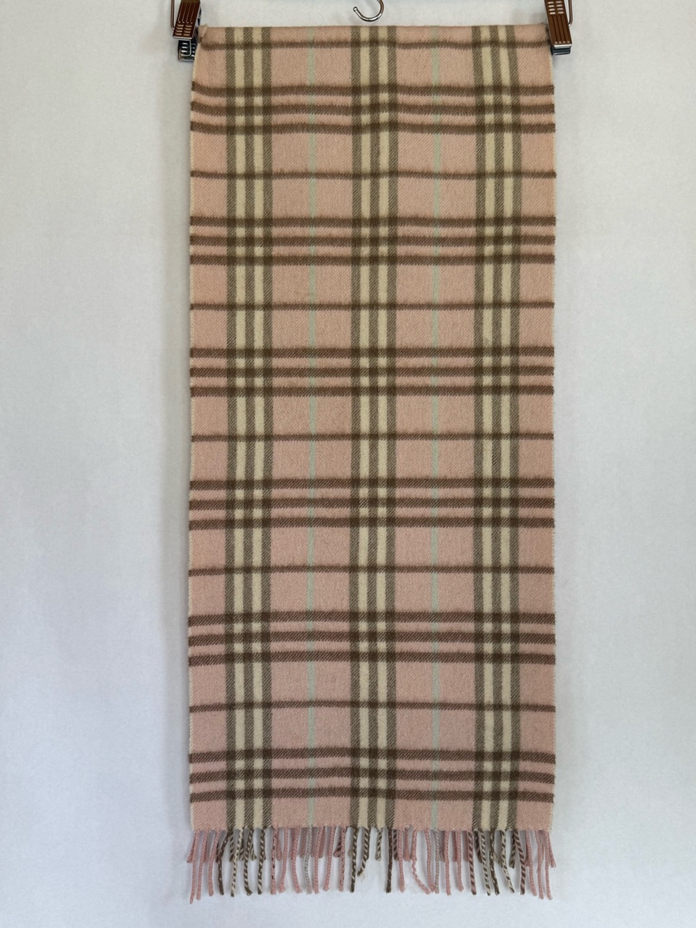 Burberry Pink Plaid cashmere Scarf with Fringe - Picture 3 of 6